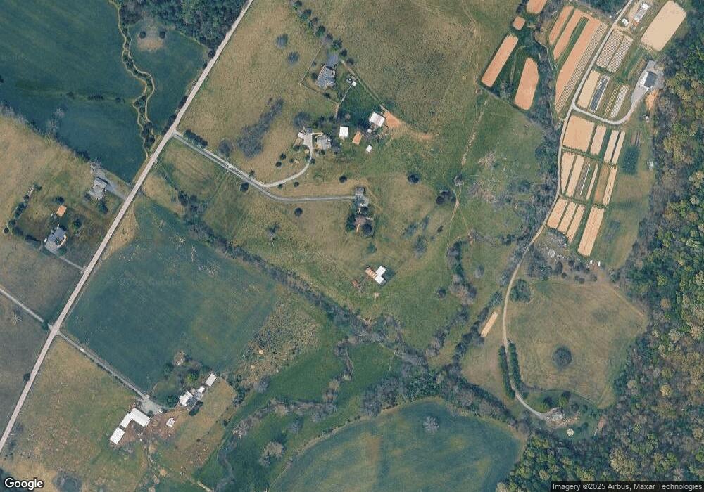 1653 Long Meadow Rd, Waynesboro, VA 22980 - photo 1