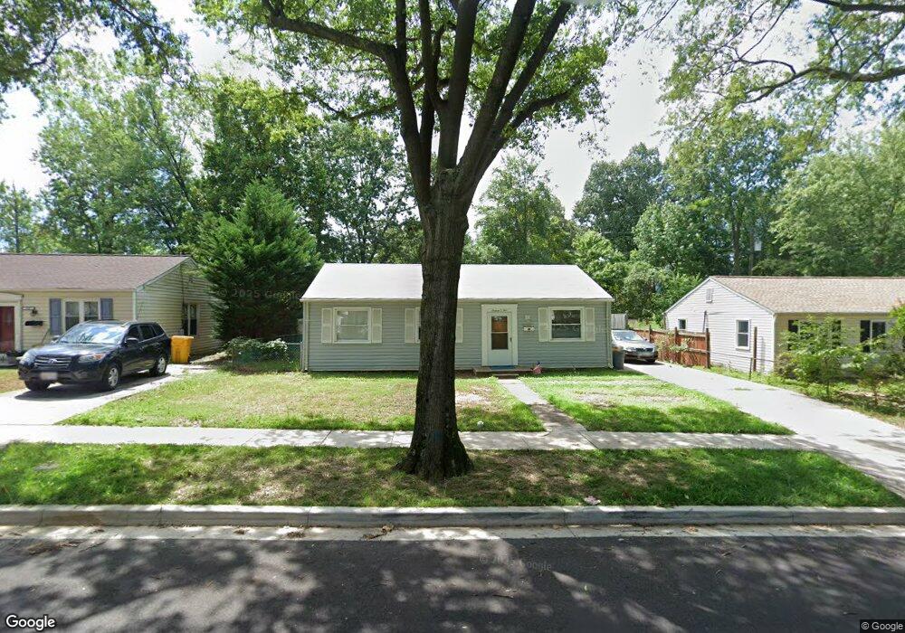 1605 Saunders Way, Glen Burnie, MD 21061 - photo 1