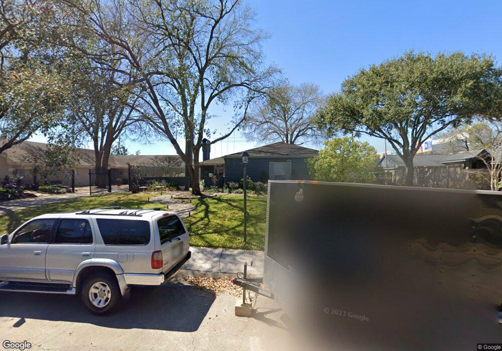 602 Briar Hill Dr, Houston, TX 77042 - photo 1