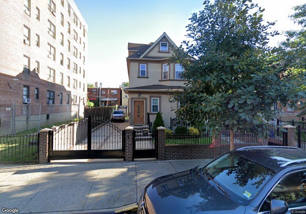 4071 Denman St, Elmhurst, NY 11373 - photo 1