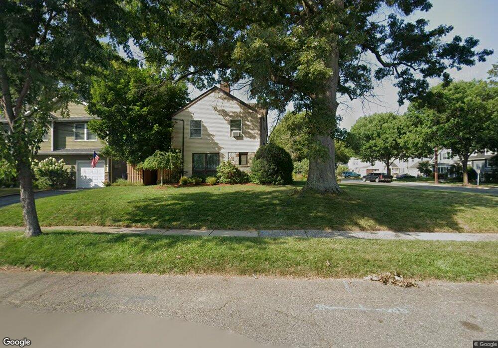 565 Bogert Rd, River Edge, NJ 07661 - photo 1