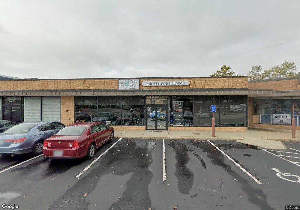 1235 Oaklawn Ave, Cranston, RI 02920 - photo 1