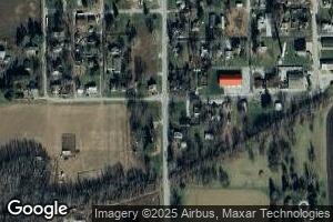 105 S Johnson St, Longview, IL 61852