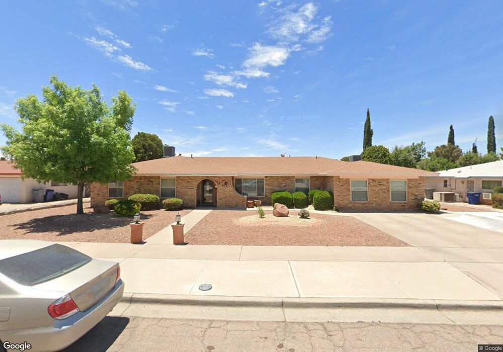 10216 Woodway Dr, El Paso, TX 79925 - photo 1