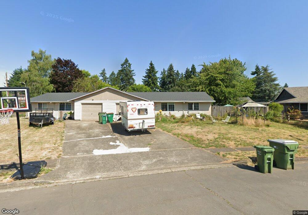 219 Charles Ct, Newberg, OR 97132 - photo 1