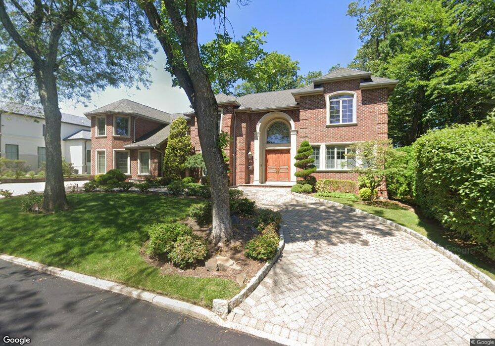 9 Loretta Ct, Englewood Cliffs, NJ 07632 - photo 1