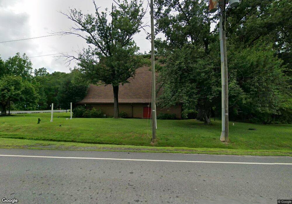 4910 Ox Rd, Fairfax, VA 22030 - photo 1