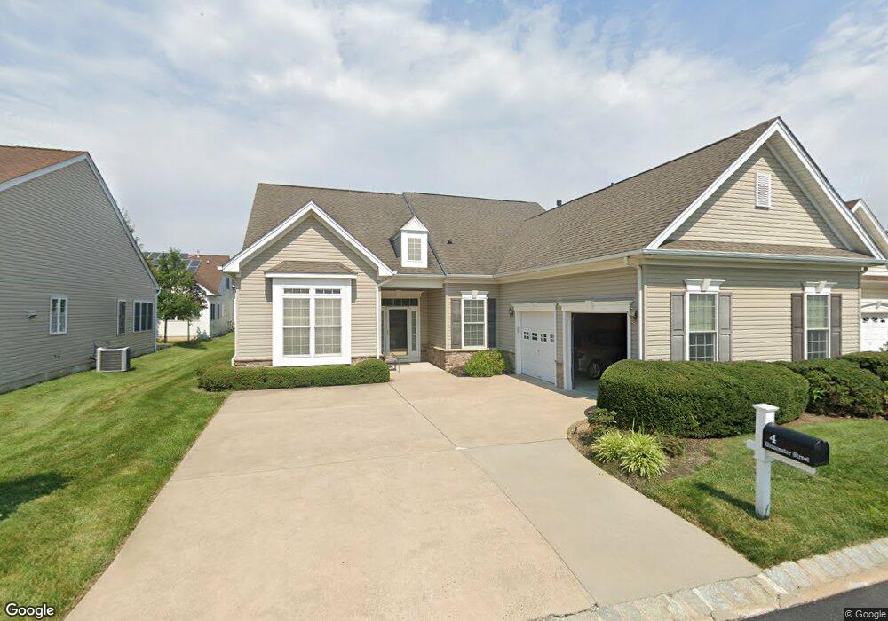 4 Gloucester St, Plainsboro, NJ 08536 - photo 1