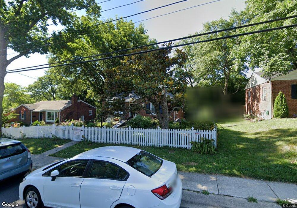 2414 Dennis Ave, Silver Spring, MD 20902 - photo 1