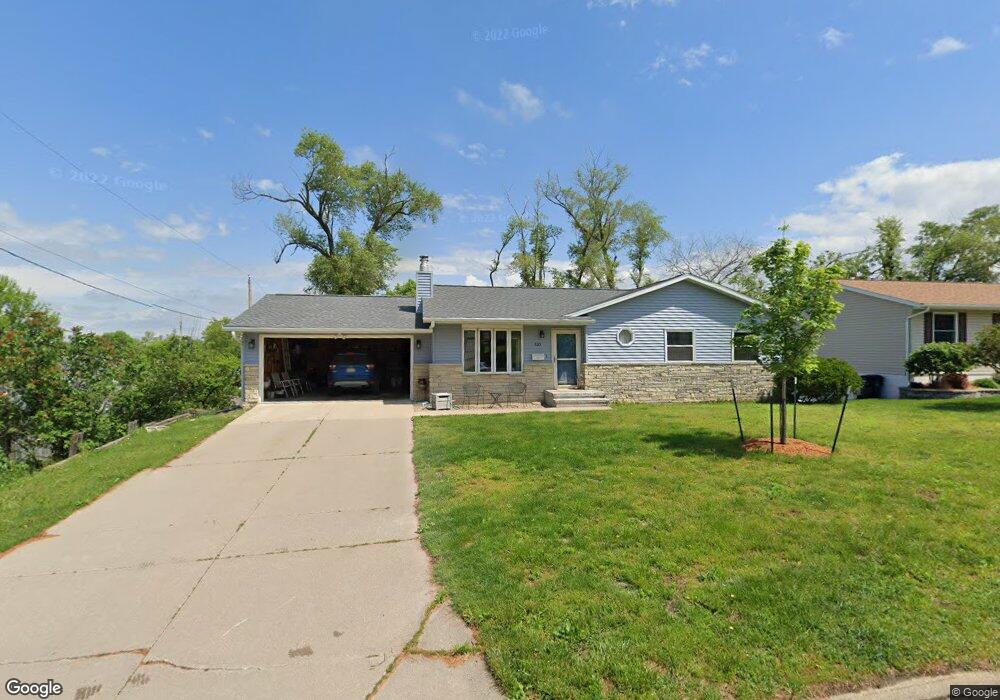 150 21st Ave SW, Cedar Rapids, IA 52404 - photo 1