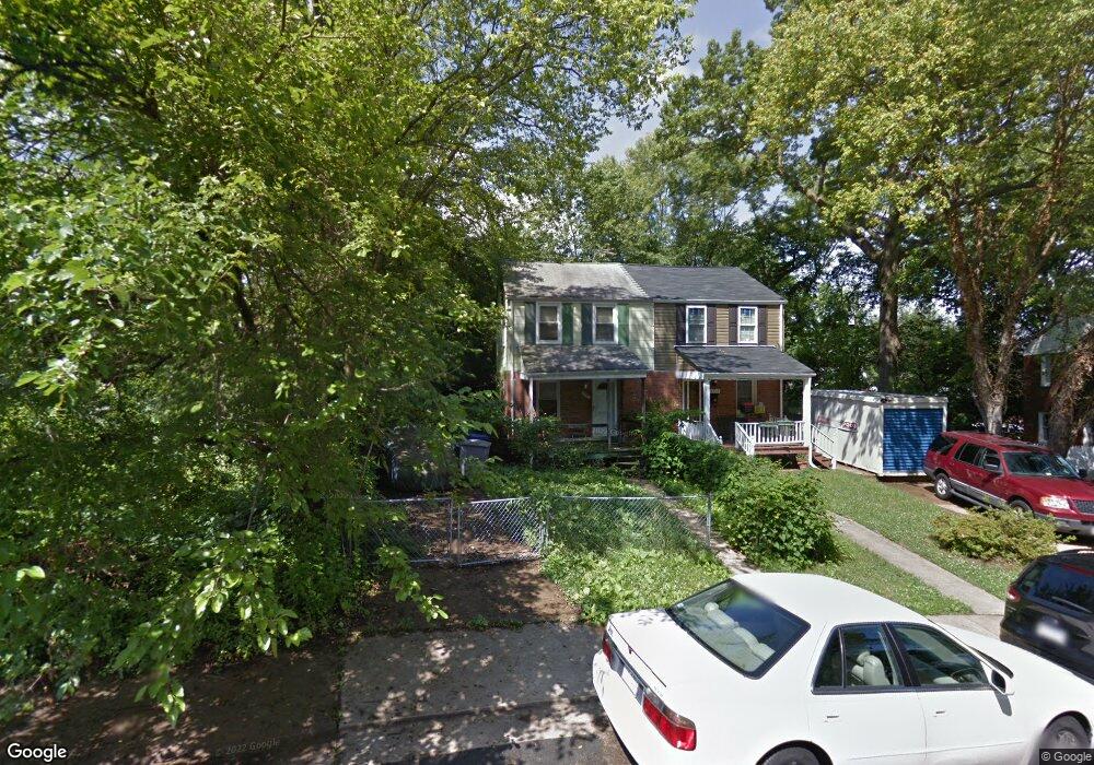 2727 Farnsworth Dr, Alexandria, VA 22303 - photo 1