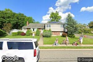 101 Lawrence Ave, Smithtown, NY 11787