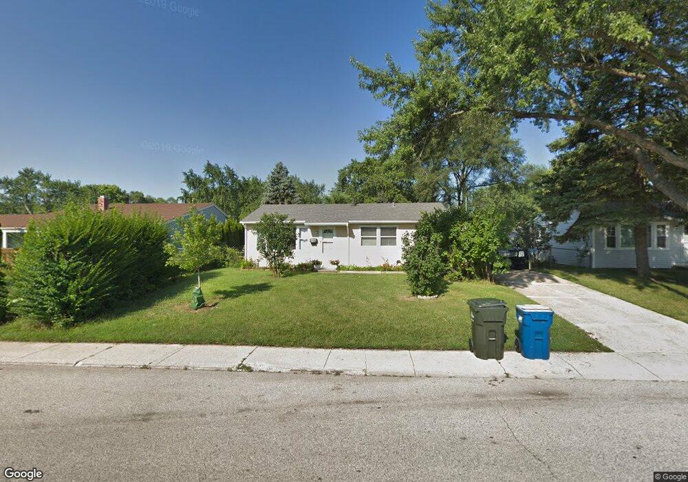 74 Alameda Dr, Carpentersville, IL 60110 - photo 1