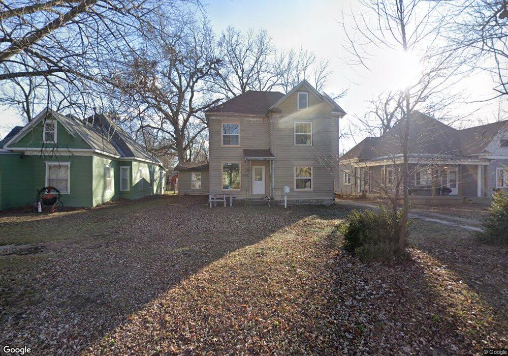 2612 Clark Ave, Parsons, KS 67357 - photo 1
