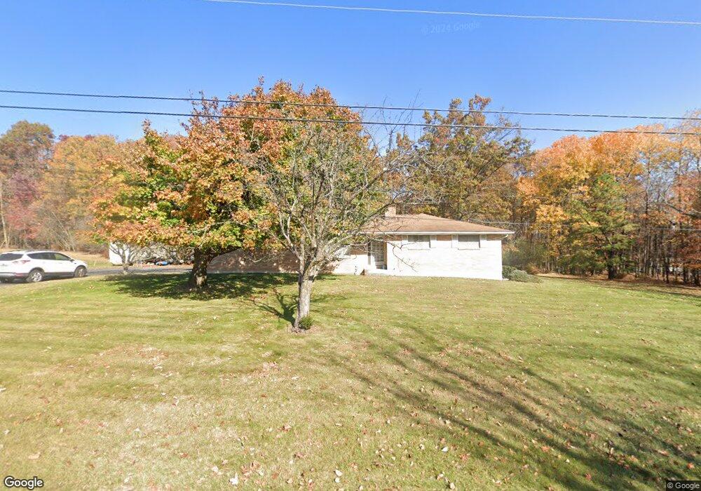 212 Elm St, Pen Argyl, PA 18072 - photo 1