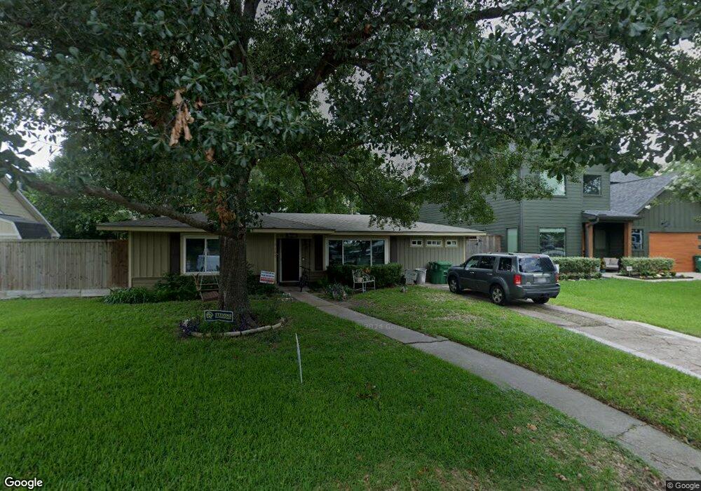 4205 Piney Woods Dr, Houston, TX 77018 - photo 1