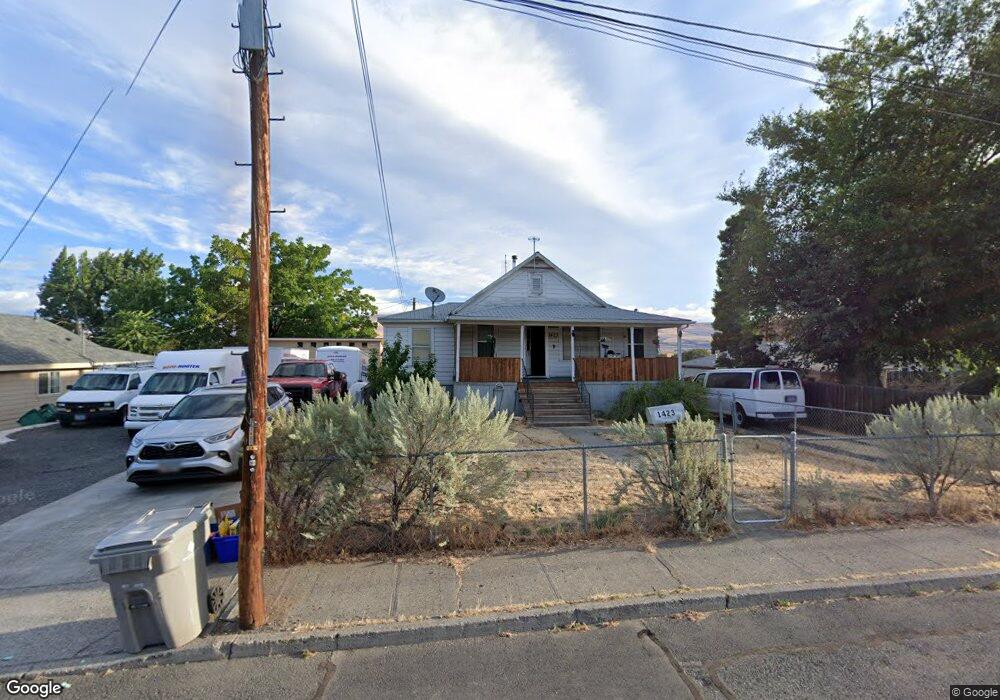 1423 E 11th St, the Dalles, OR 97058 - photo 1