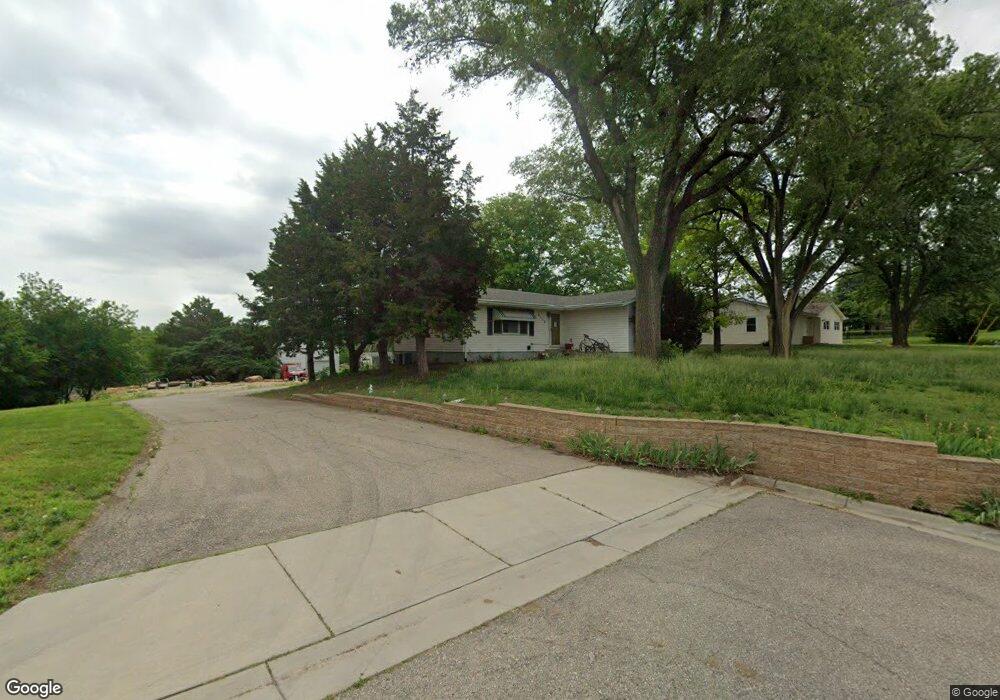 4520 SW Wanamaker Rd, Topeka, KS 66610 - photo 1