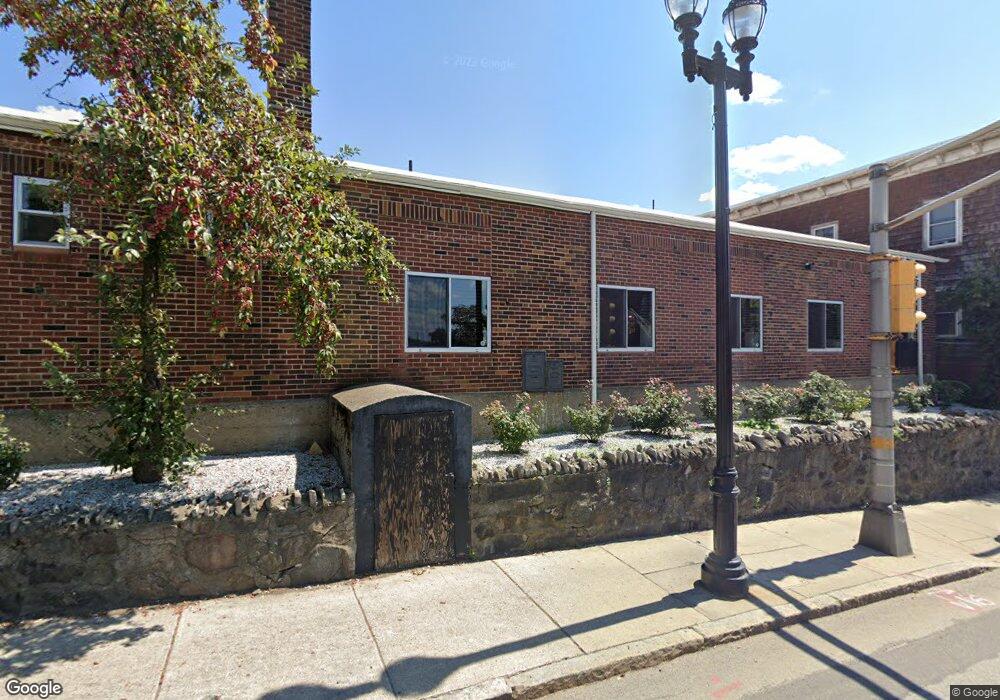 118 Central St, Waltham, MA 02453 - photo 1