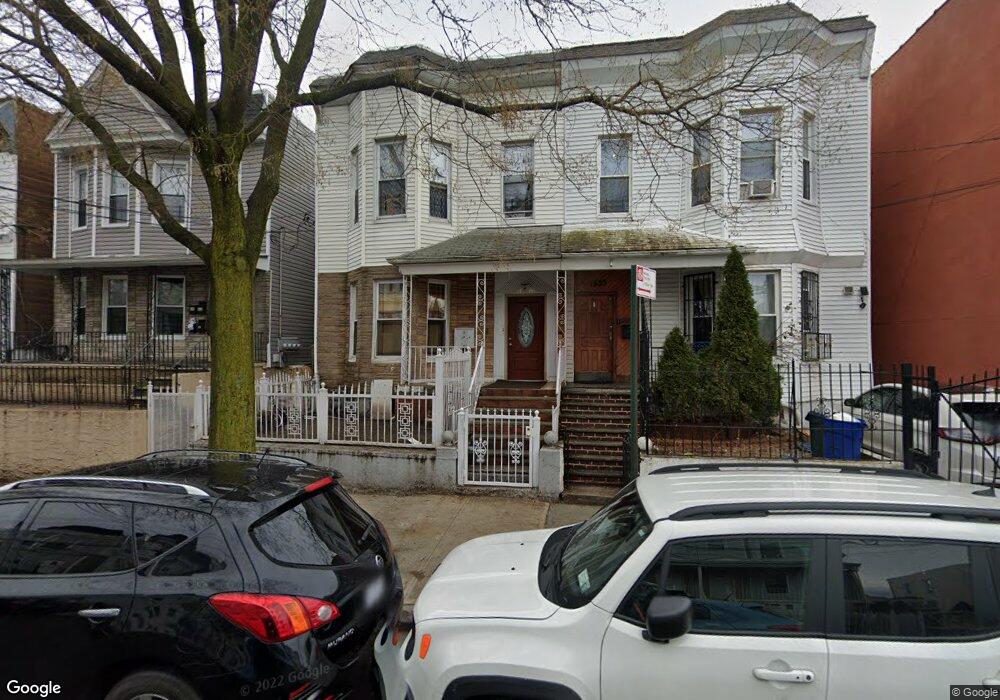 1521 Commonwealth Ave, Bronx, NY 10460 - photo 1