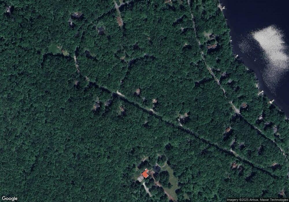 156 Lake View Cir, Hawley, PA 18428 - photo 1