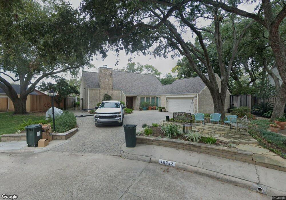 10222 Chevy Chase Dr, Houston, TX 77042 - photo 1