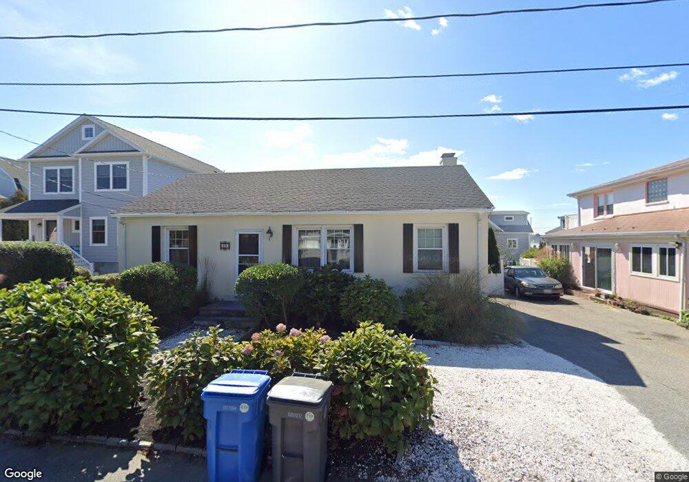 25 Crest St, Middletown, RI 02842 - photo 1