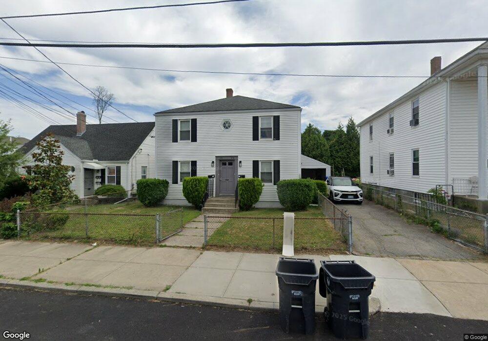 213 Suffolk Ave, Pawtucket, RI 02861 - photo 1