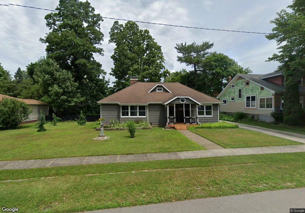 429 Shorehaven Dr, Erie, PA 16505 - photo 1