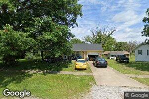 703 E Bryant St, Edina, MO 63537