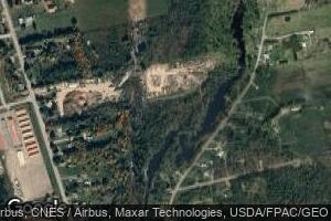 78 Bullen St, Bradley, ME 04411