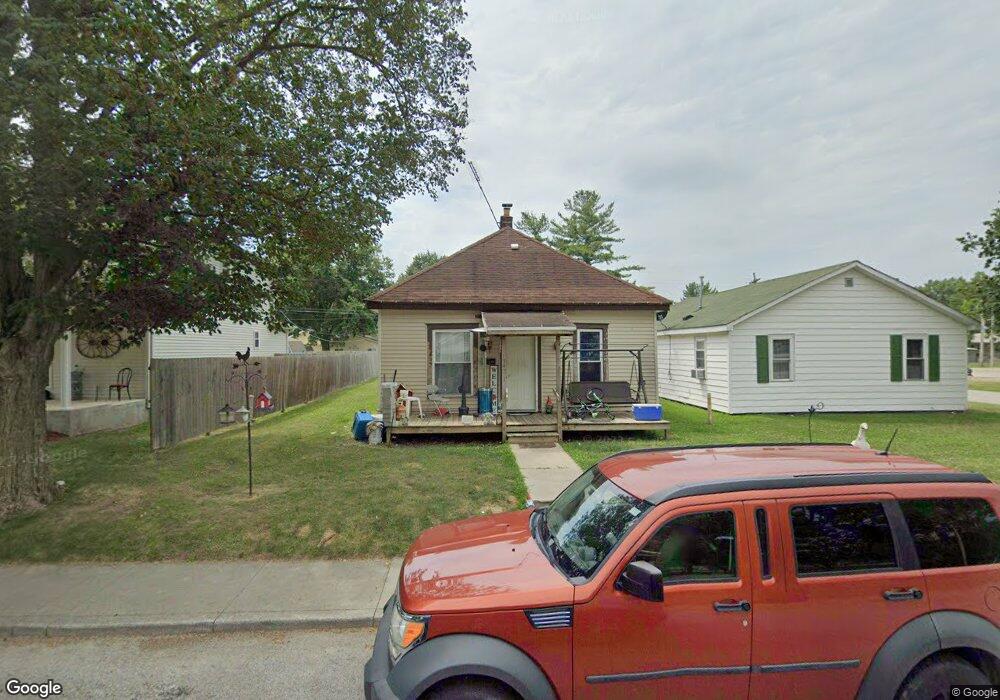 1342 W Cherry St, Bluffton, IN 46714 - photo 1
