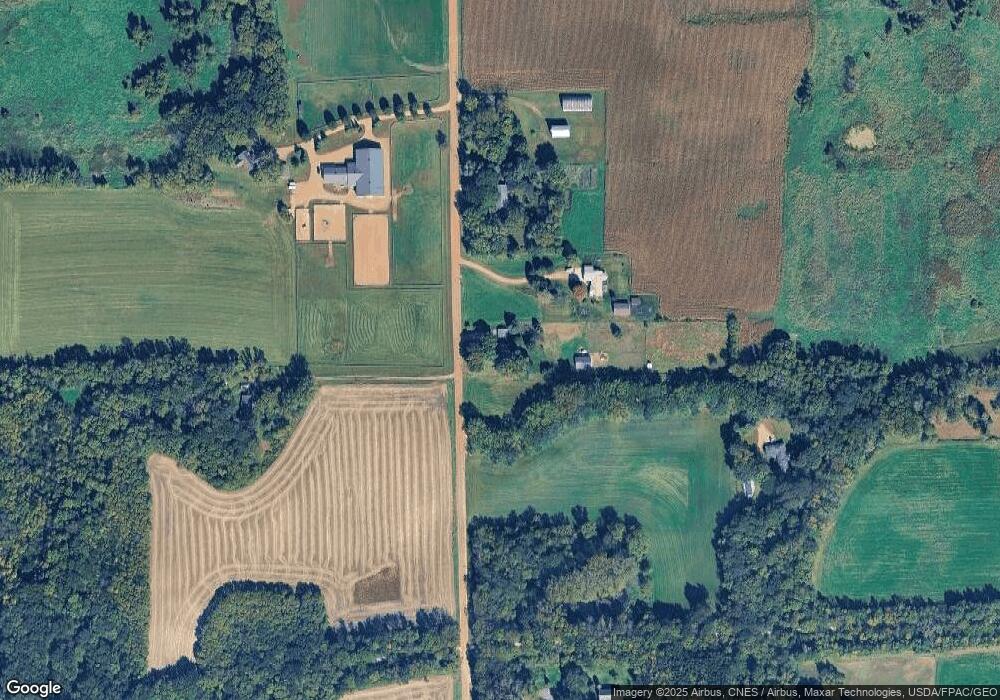 410 Kuntz Dr, Maple Plain, MN 55359 - photo 1