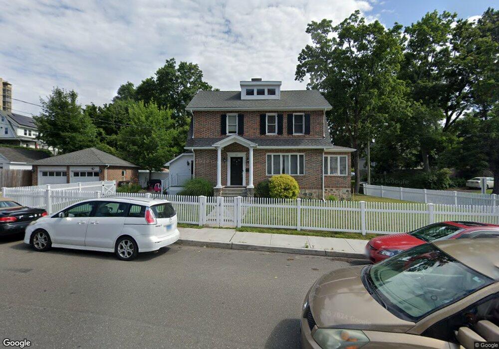 16 Holcomb Ave, Stamford, CT 06906 - photo 1