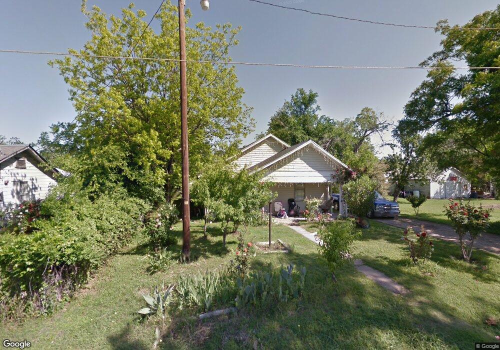 402 E Madison St, Ennis, TX 75119 - photo 1