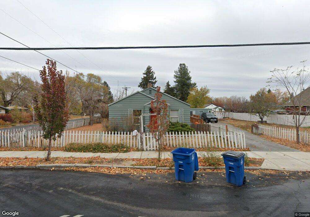 250 NW 4th St, Redmond, OR 97756 - photo 1