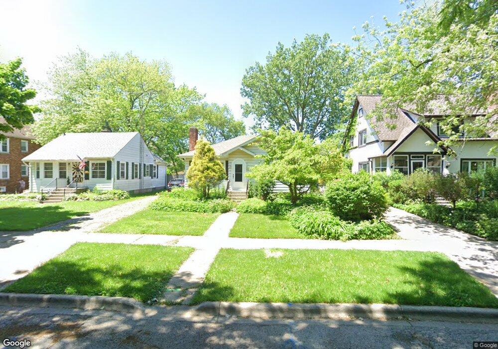 934 Muirfield Ave, Waukegan, IL 60085 - photo 1