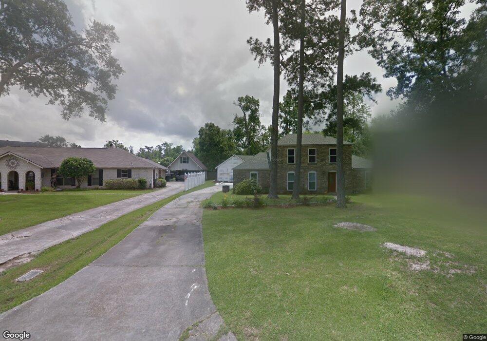 1405 S Chateau Cir, Lake Charles, LA 70605 - photo 1