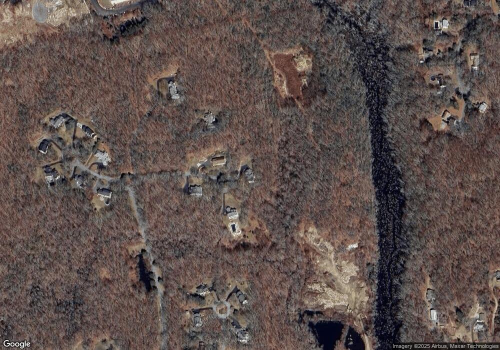 8 Lantern Ln, Old Lyme, CT 06371 - photo 1