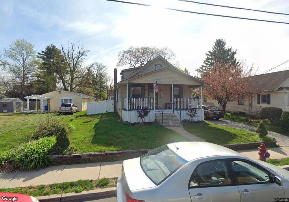 39 S Clinton Ave, Maple Shade, NJ 08052 - photo 1