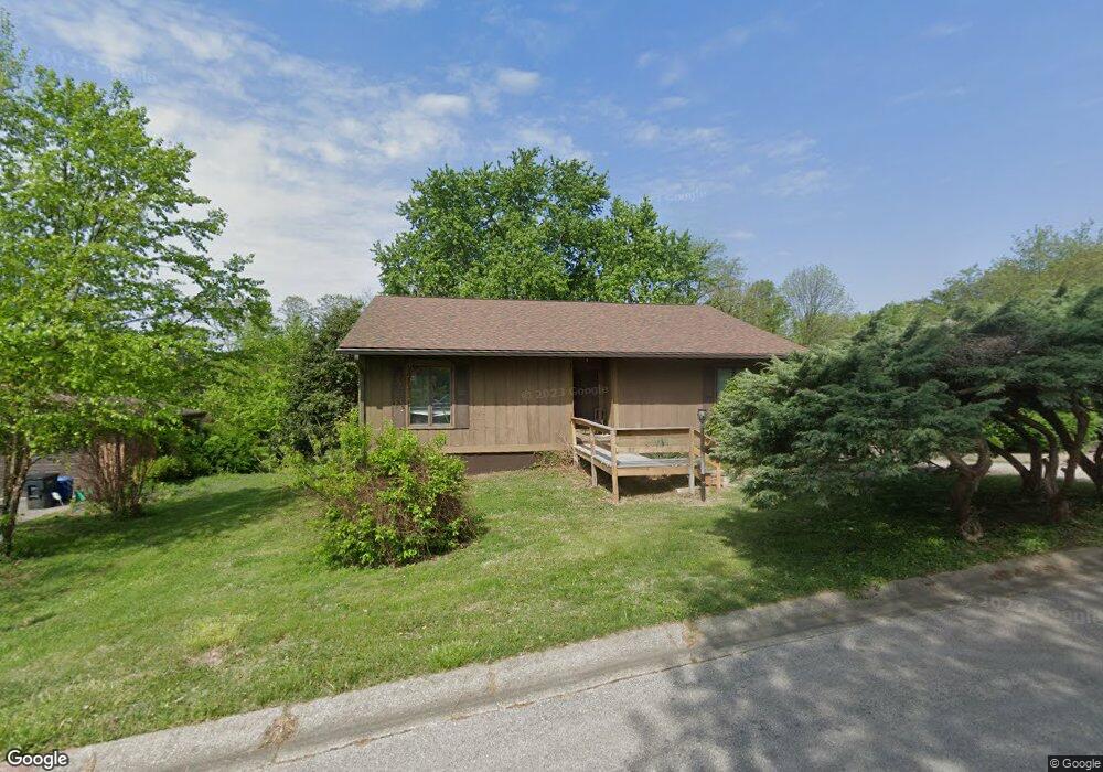 1108 Carriage Ln, New Albany, IN 47150 - photo 1