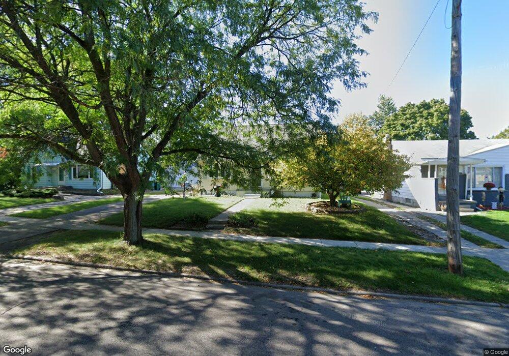 921 Tchell, Lansing, MI 48917 - photo 1