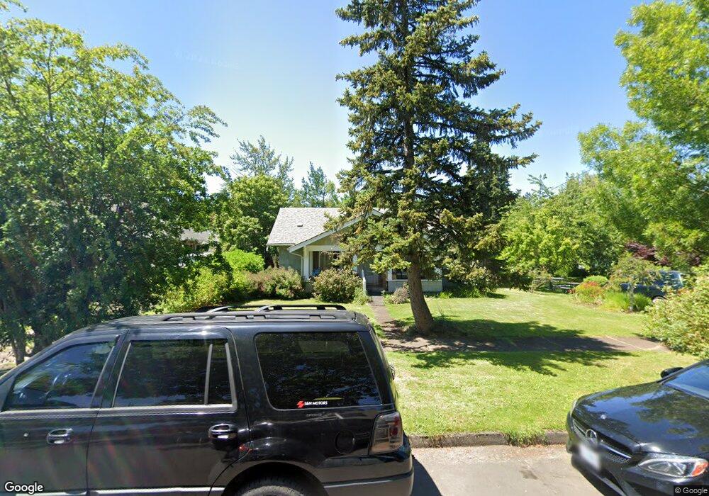 88 N Madison St, Eugene, OR 97402 - photo 1