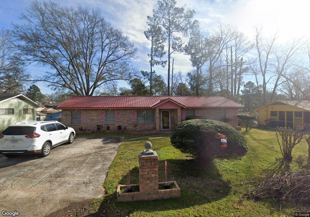 103 Lee St, Hazlehurst, MS 39083 - photo 1