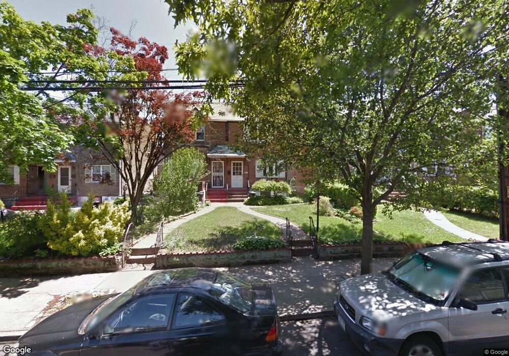 82-13 164 Place unit 1, Hillcrest, NY 11432 - photo 1