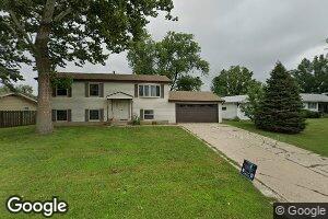 614 Westmoor Dr, Oreana, IL 62554