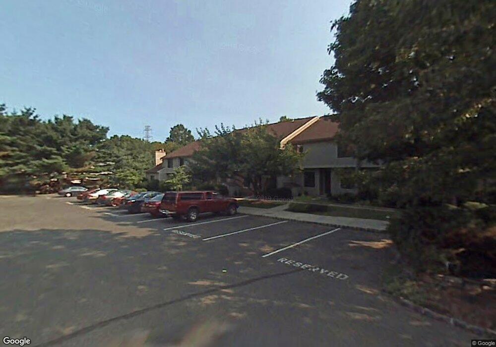 33 Irongate, Metuchen, NJ 08840 - photo 1