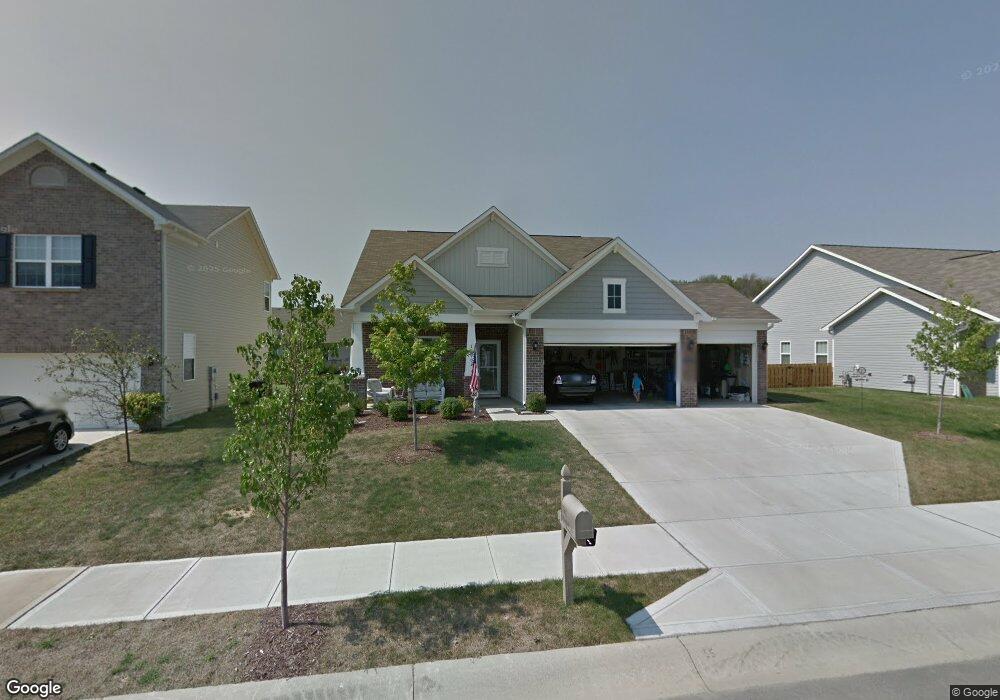 13902 Silverbell Ln, Fishers, IN 46038 - photo 1