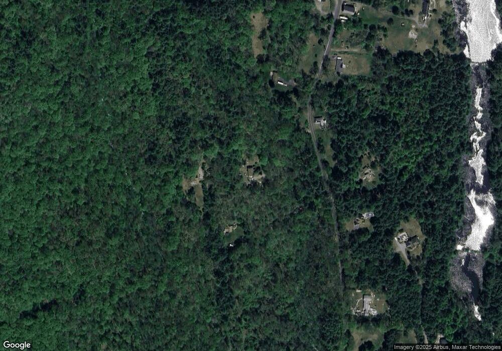 118 Greenwich Plns Rd, Ware, MA 01082 - photo 1