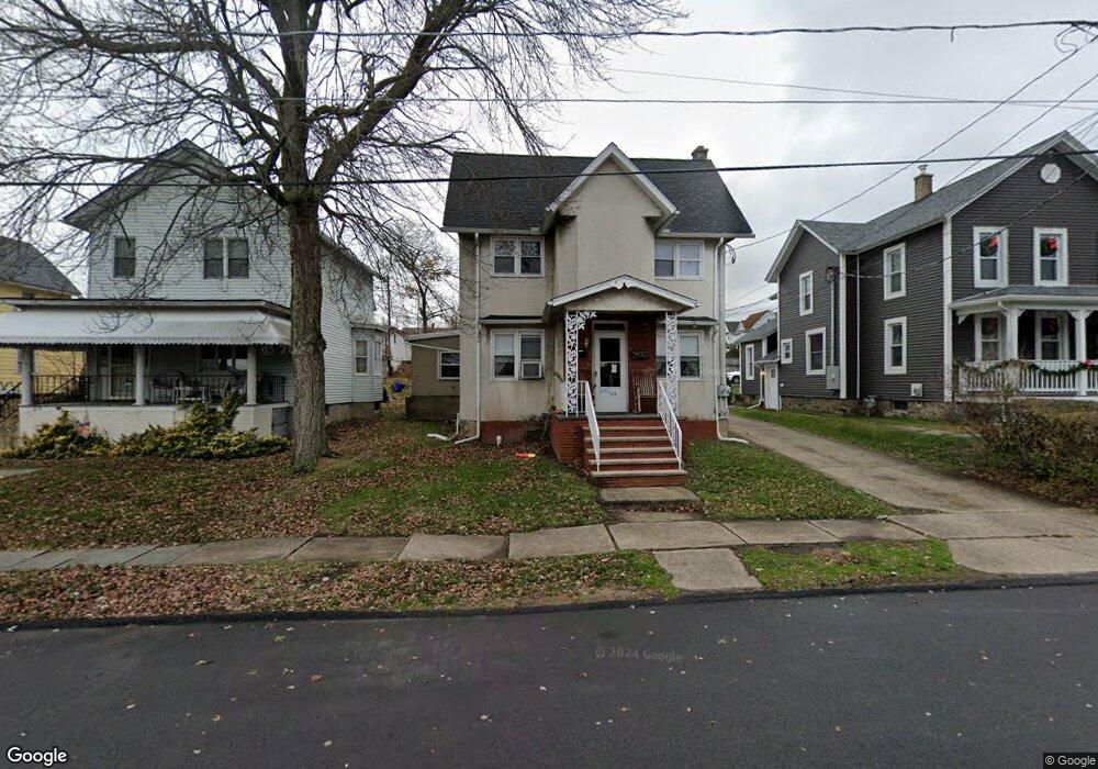 215 Cherry St, Dunmore, PA 18512 - photo 1